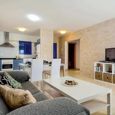 Playa Blanca Sleeps 6 Air Con Wifi Villa Playa Blanca (Lanzarote)